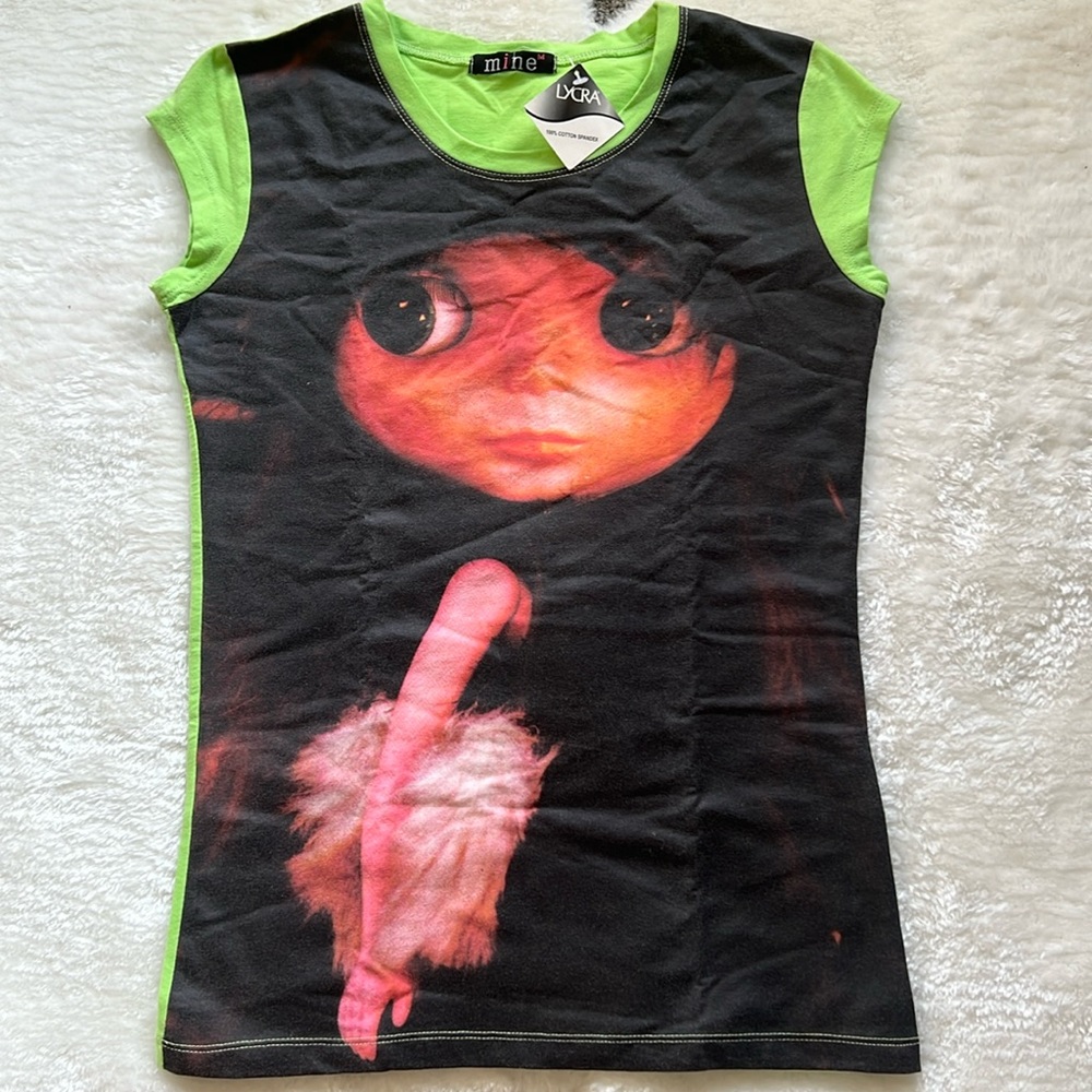 NWT Big eyed doll shirt
